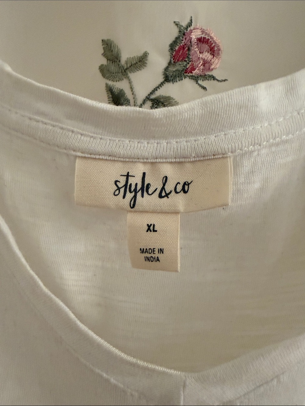 Style & Co. White V-Neck Tank with Chest Pocket - Picture 2 of 4